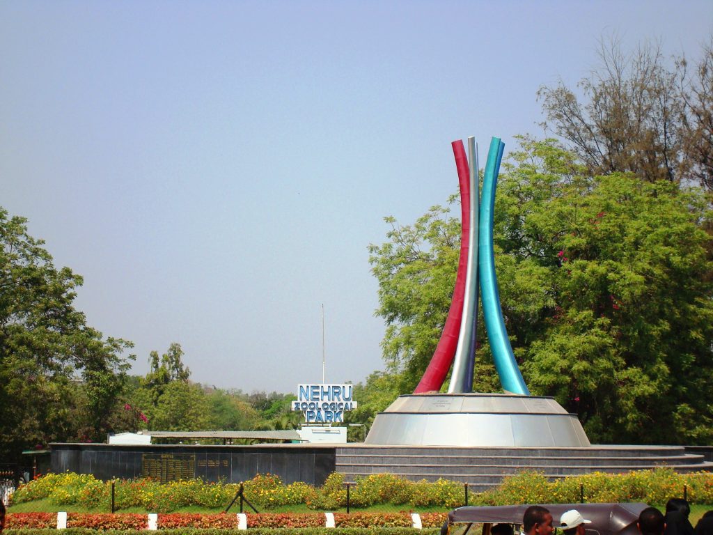 Kids enjoying Nehru Zoo Park after a smooth ride with YO Drives rental